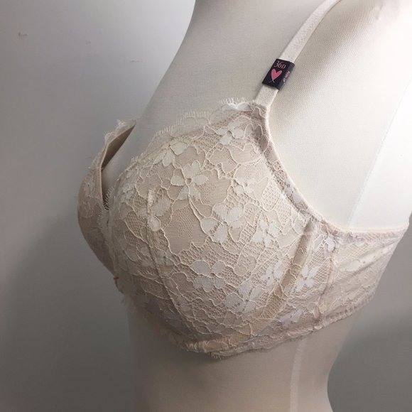 Victoria's Secret Dream Angels Padded Push-Up Bra - Picture 3 of 10